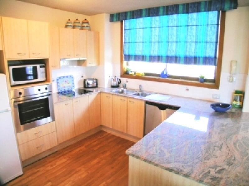 Fountain Court 27/18 Lord Street, Port Macquarie NSW 2444 ELDERS REAL