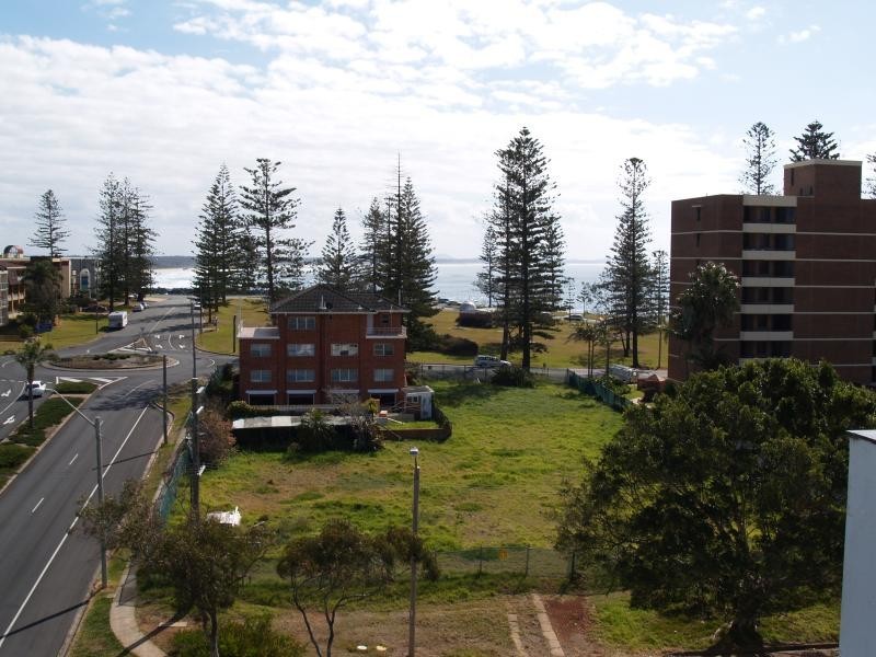 Fountain Court 27/18 Lord Street, Port Macquarie NSW 2444 ELDERS REAL