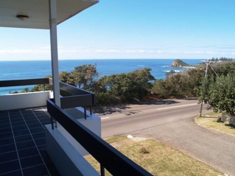 The Crest 8/33 Pacific Drive, Port Macquarie NSW 2444