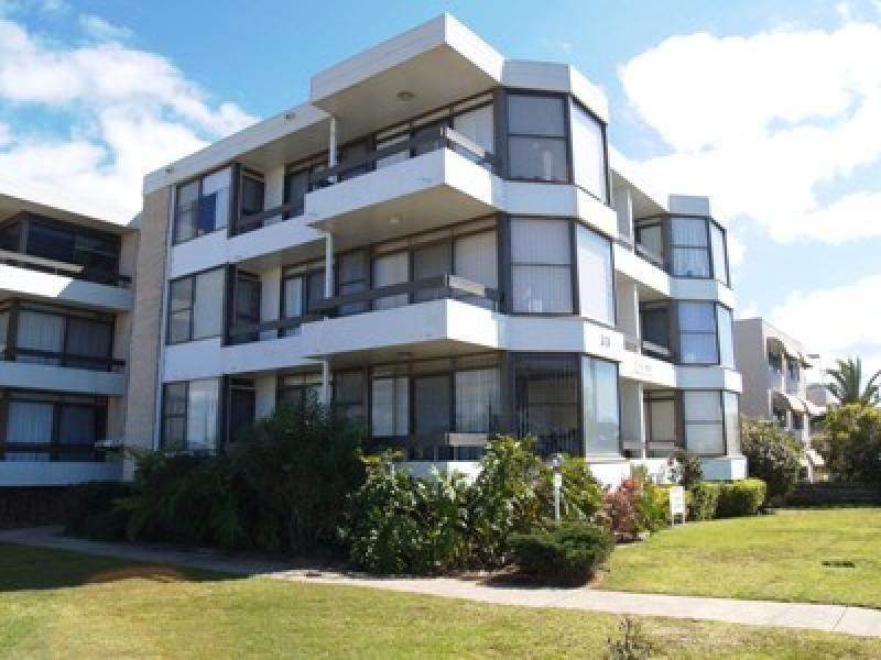The Crest 8/33 Pacific Drive, Port Macquarie NSW 2444