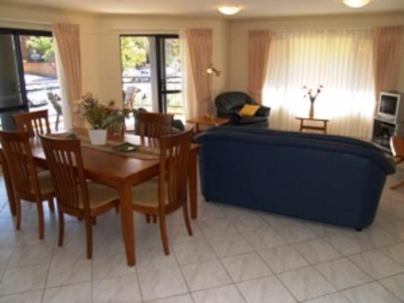 Sunray 3/6 Grant Street, Port Macquarie NSW 2444