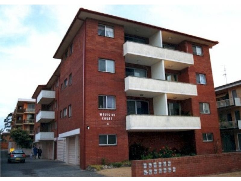 1/4 Waugh Street, Port Macquarie NSW 2444