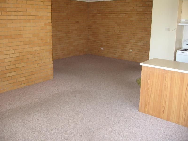 2/8 Mallawa Crescent, Port Macquarie NSW 2444