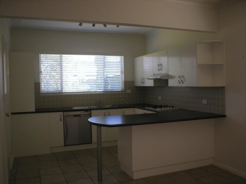 33 Arncliffe Avenue, Port Macquarie NSW 2444