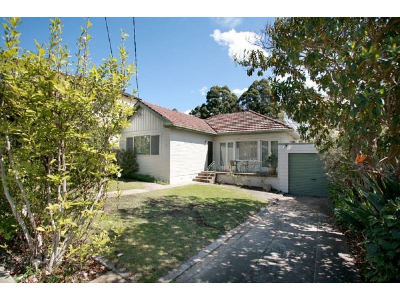 14 RICKARD STREET, Denistone East NSW 2112