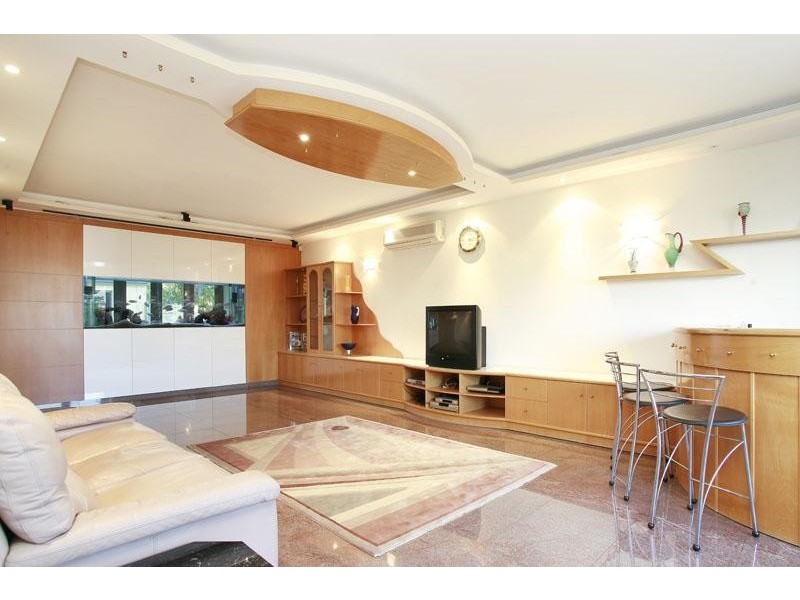 12 Beach Street, Tennyson Point NSW 2111
