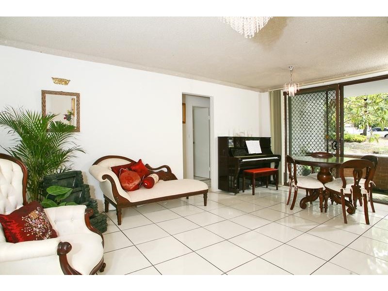 Apartment 3/2-4 Lachlan Avenue, Macquarie Park NSW 2113