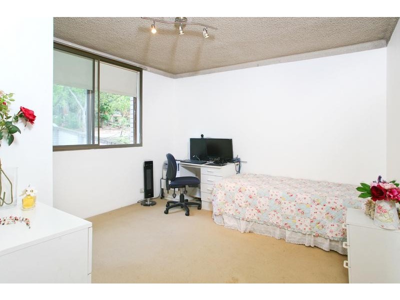 Apartment 3/2-4 Lachlan Avenue, Macquarie Park NSW 2113