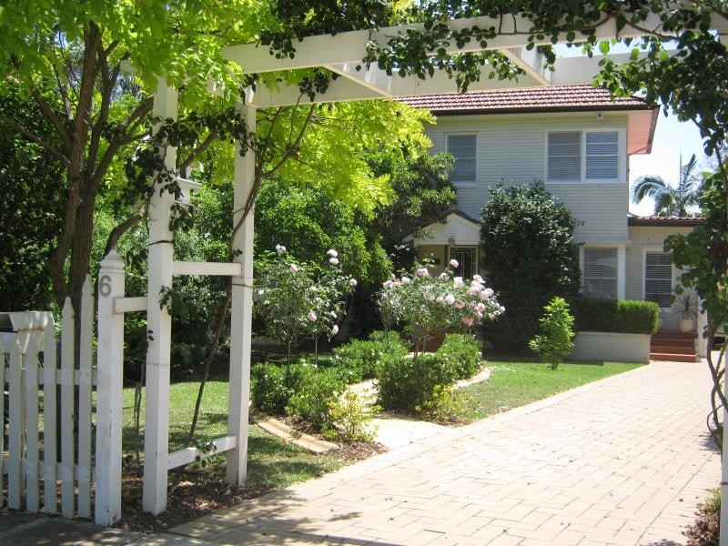 6 Mirool Street, West Ryde NSW 2114