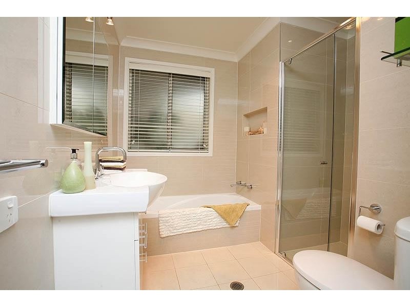 9 Dean Crescent, Ermington NSW 2115