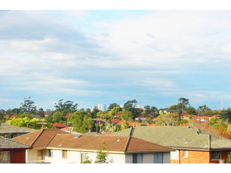 Apartment 11/9-11 Lane Cove Road, Ryde NSW 2112