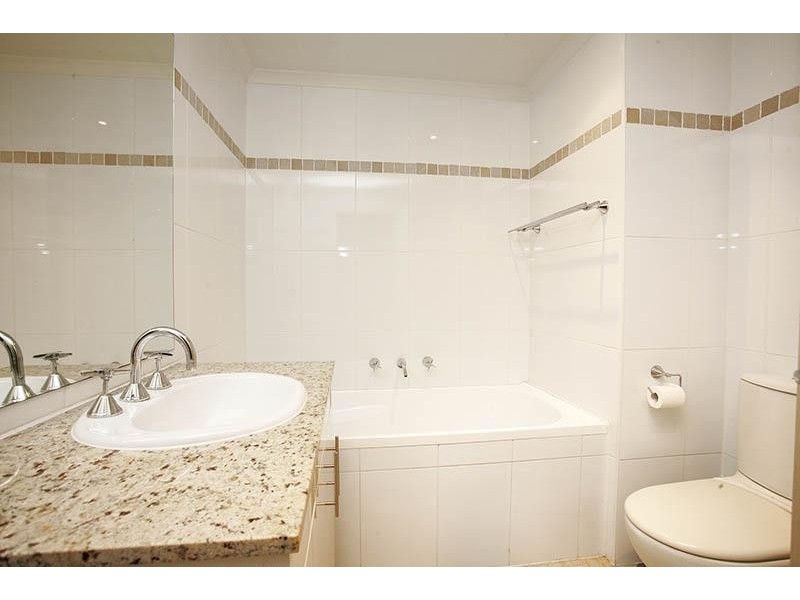 33/141 Bowden Street, Meadowbank NSW 2114