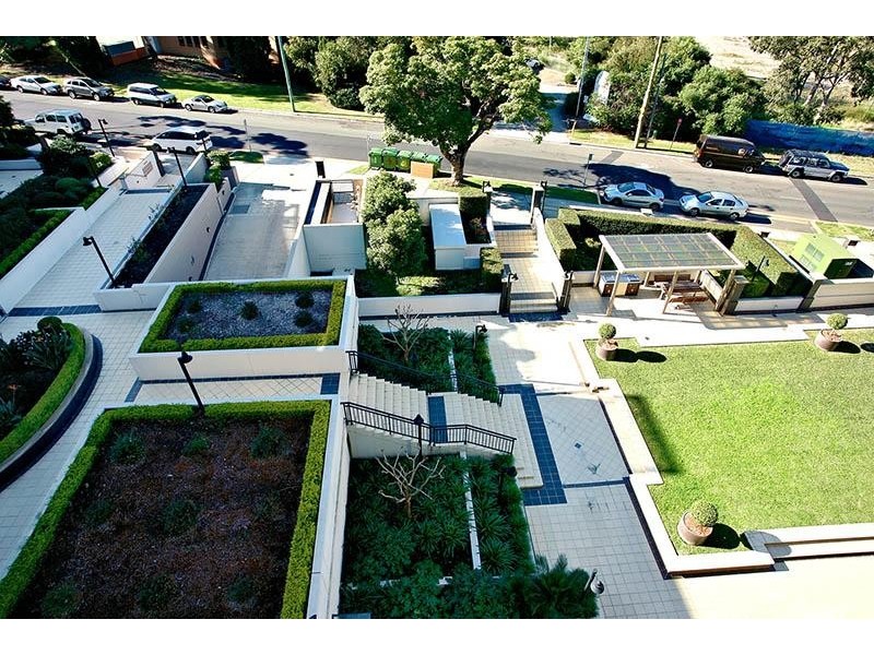 33/141 Bowden Street, Meadowbank NSW 2114