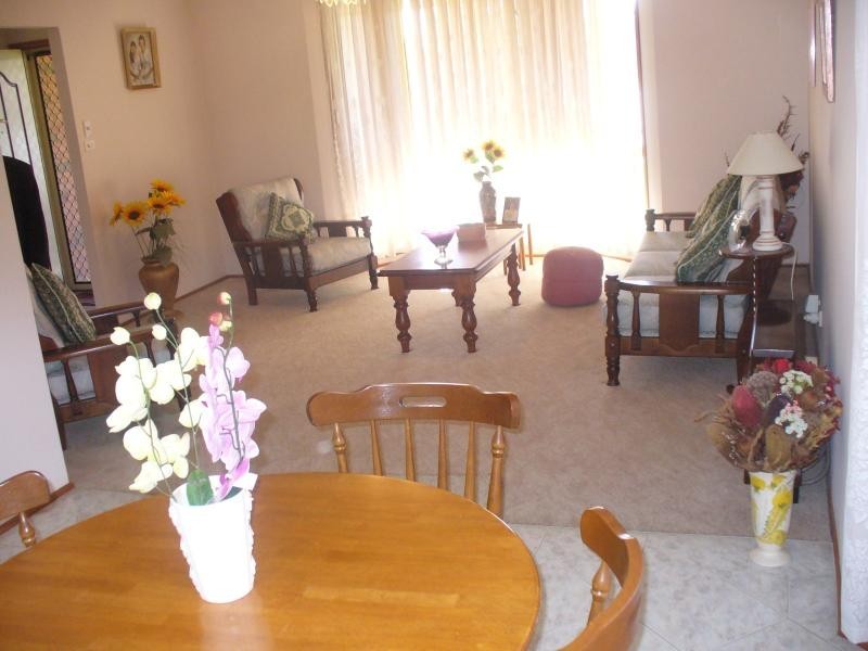 74 carpenter, Colyton NSW 2760