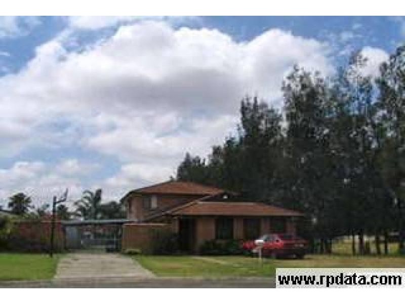 4 DAHLIA PLACE, Claremont Meadows NSW 2747