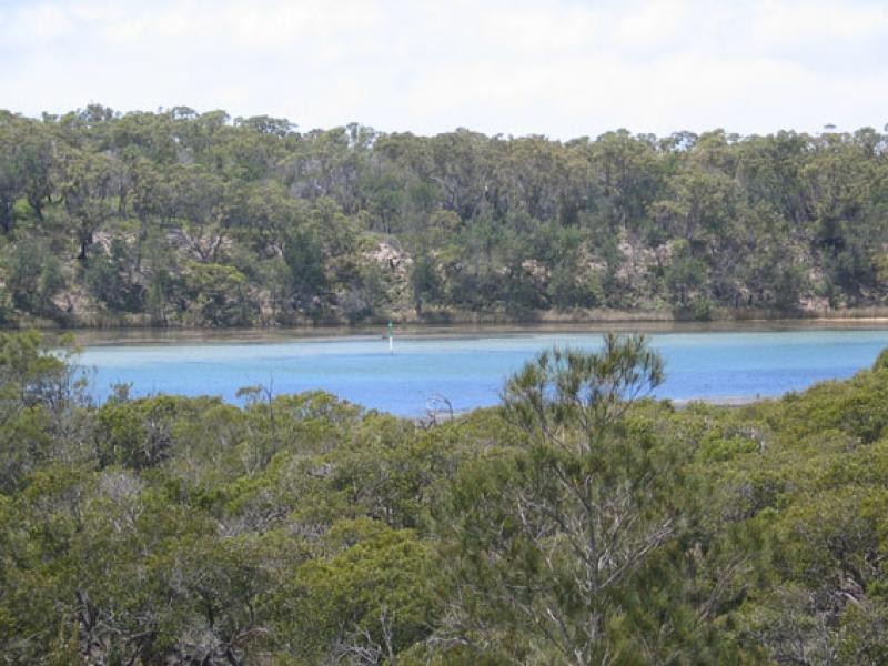 16 Ethel Avenue, Sussex Inlet NSW 2540