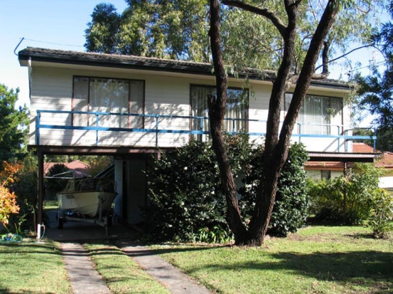 1 FLORIDA CLOSE, Sussex Inlet NSW 2540