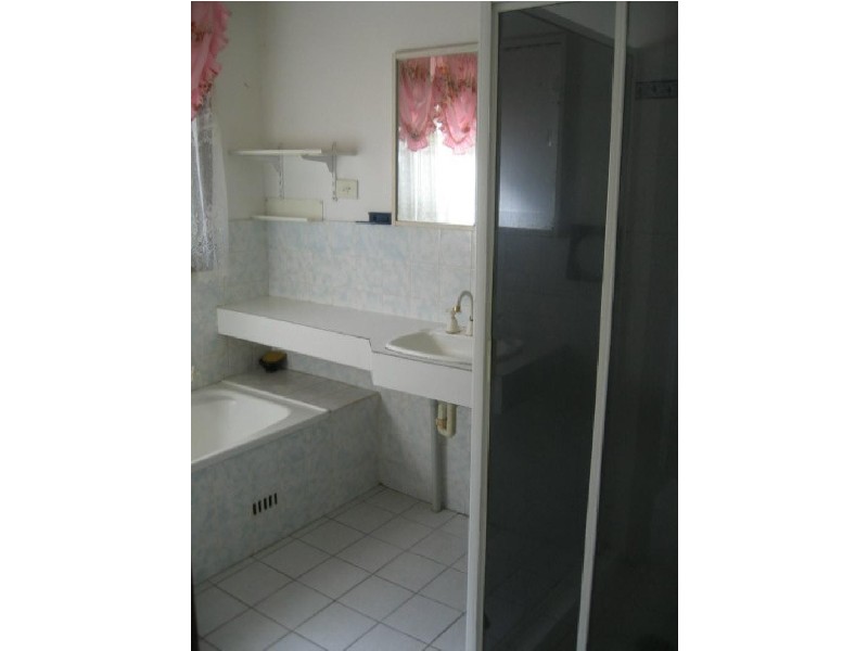 14 TUCKS ROAD, Toongabbie NSW 2146