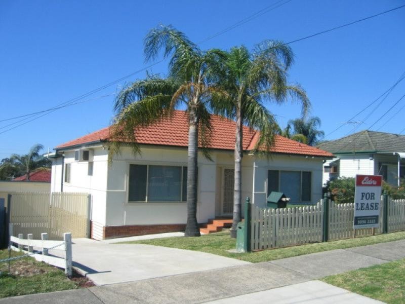 16 MANSFIELD STREET, Girraween NSW 2145