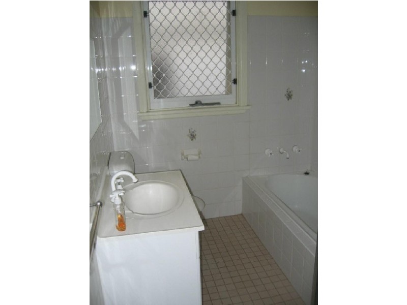 24 BEST ROAD, Seven Hills NSW 2147