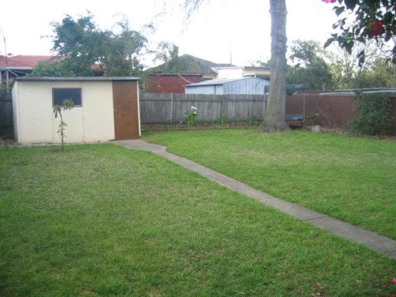 24 BEST ROAD, Seven Hills NSW 2147