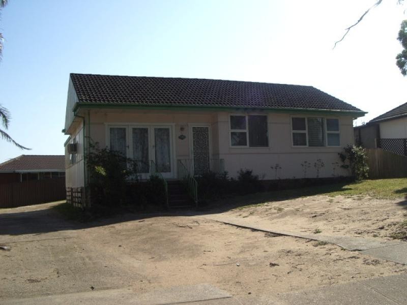 12 BEST ROAD, Seven Hills NSW 2147