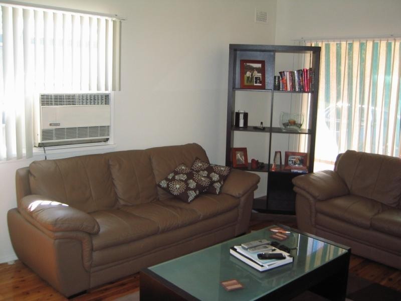 191 TOONGABBIE ROAD, Toongabbie NSW 2146