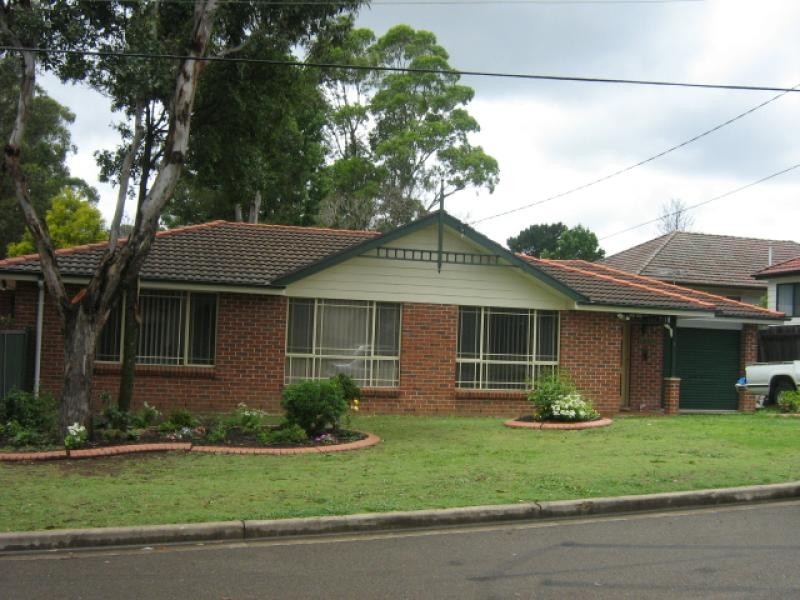 13 BIJIJI STREET, Pendle Hill NSW 2145