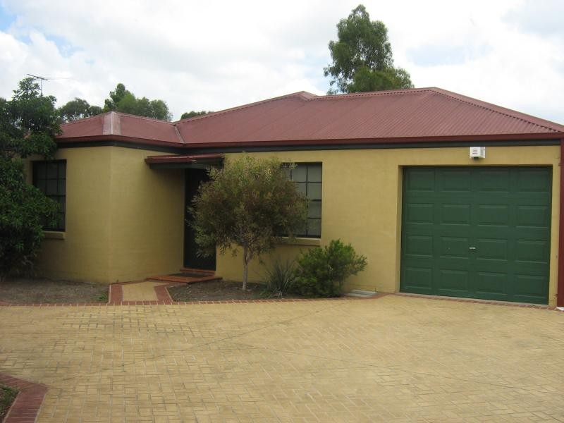 72 DELANEY DRIVE, Doonside NSW 2767