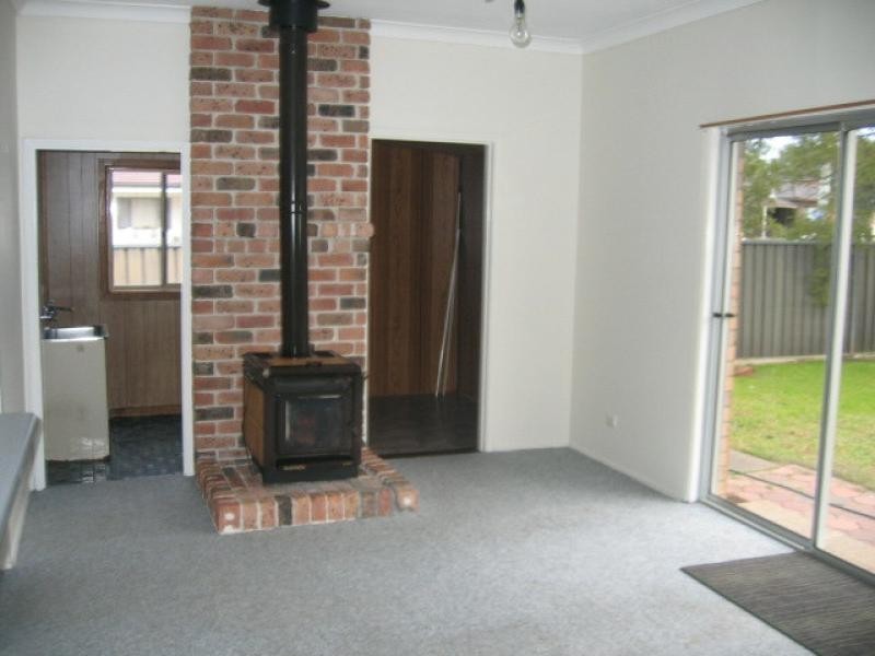 1 DALLAS PLACE, Toongabbie NSW 2146