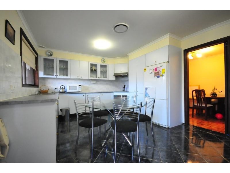 34 Hazel Street, Girraween NSW 2145