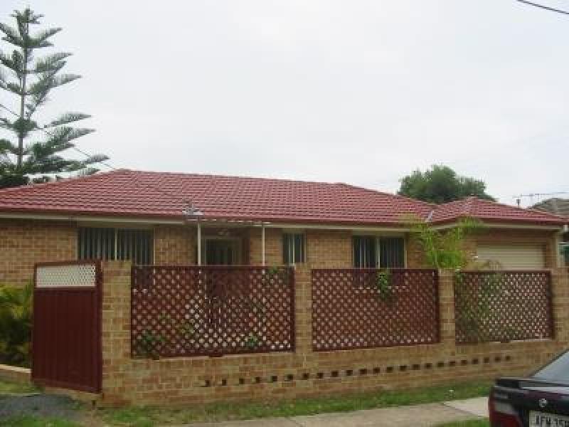 2 A Ivy Street, Toongabbie NSW 2146