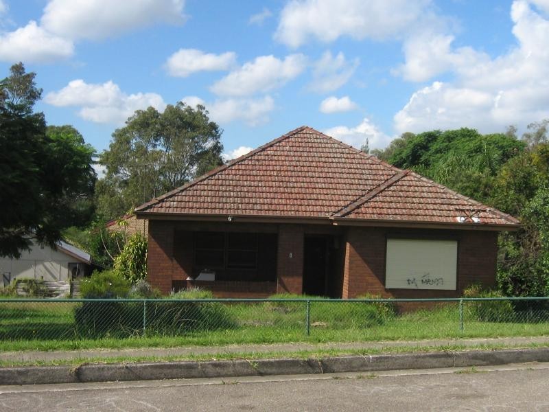 1 Ferndale Close, Wentworthville NSW 2145