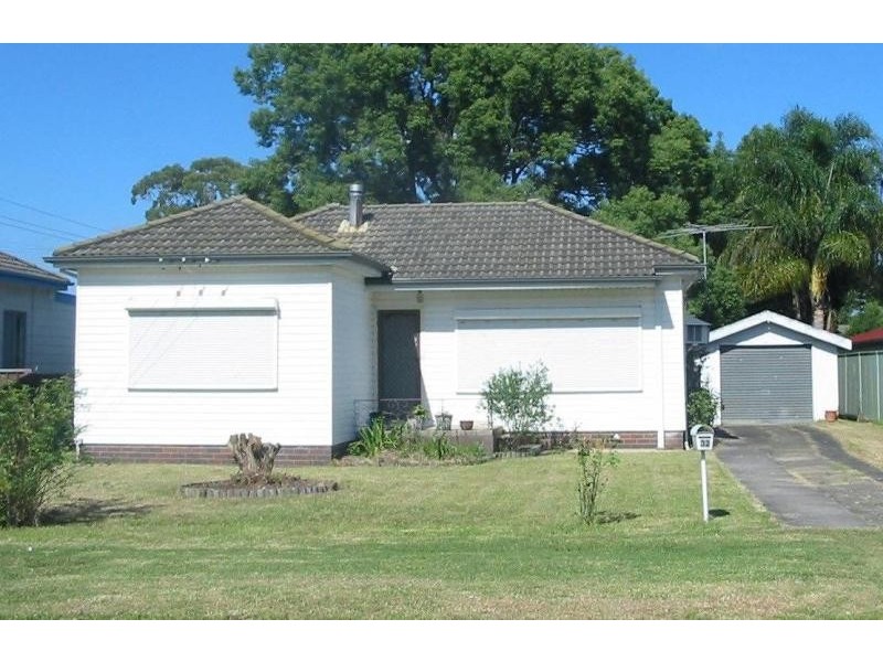 32 Portia Road, Toongabbie NSW 2146