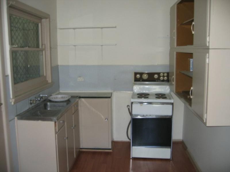 18 Premier Street, Toongabbie NSW 2146