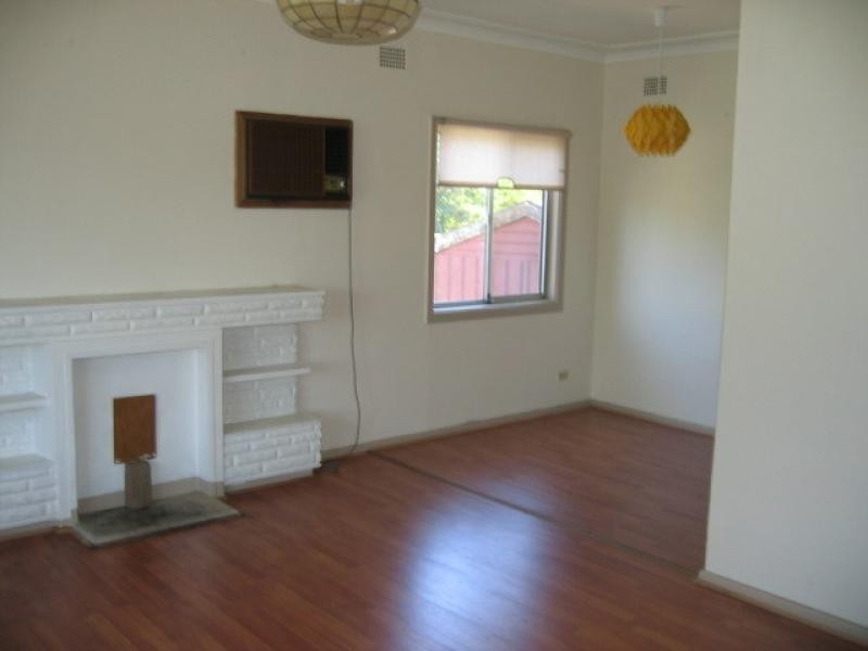 18 Premier Street, Toongabbie NSW 2146