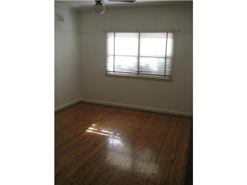 165 Fitzwilliam Road, Toongabbie NSW 2146