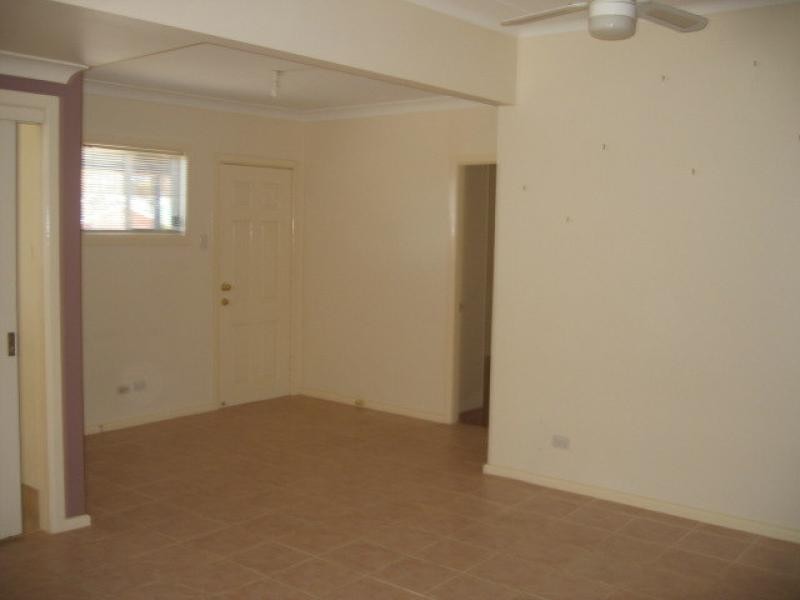 16 Mansfield Street, Girraween NSW 2145