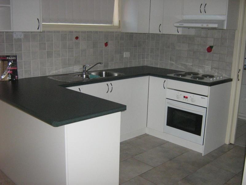 2 A Ivy Street, Toongabbie NSW 2146