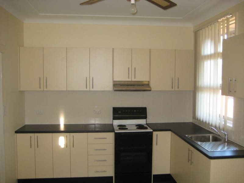 25 Harris Road, Constitution Hill NSW 2145