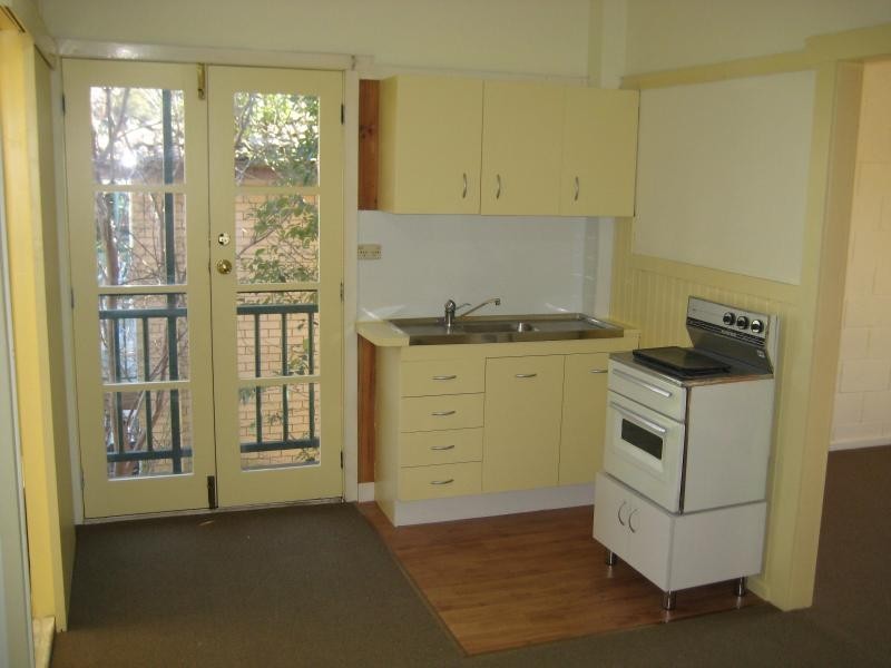 Unit 2/32 Octavia Street, Toongabbie NSW 2146