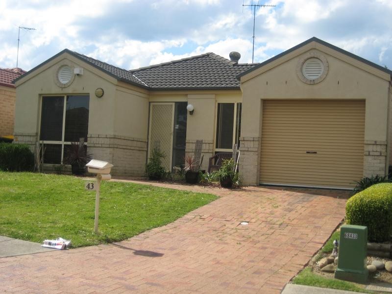 43 Canyon Drive, Stanhope Gardens NSW 2768
