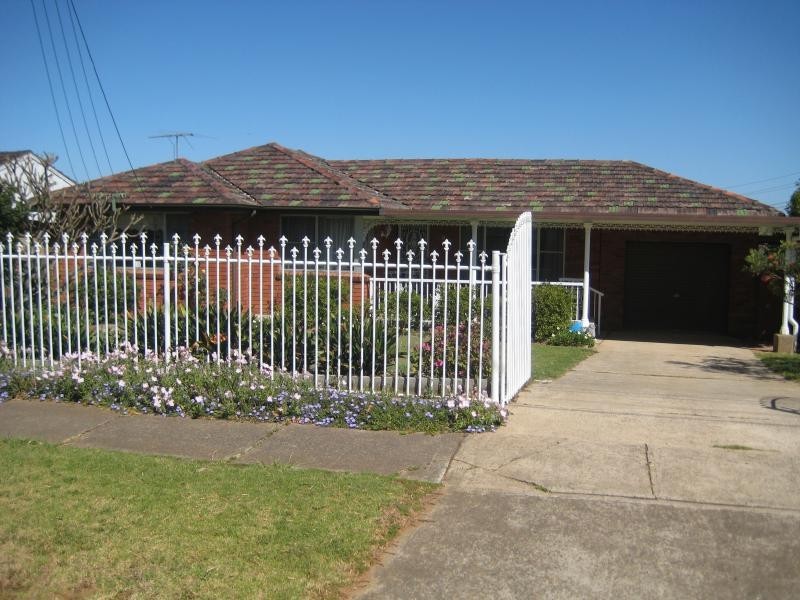 6 Quebec Street, Toongabbie NSW 2146