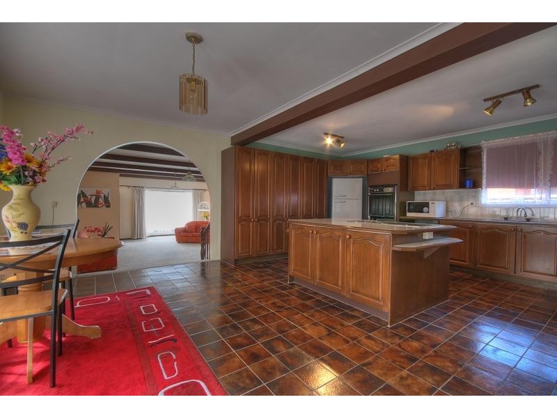 76 Mississippi Road, Seven Hills NSW 2147