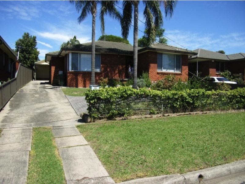 14 Mandoon Road, Girraween NSW 2145