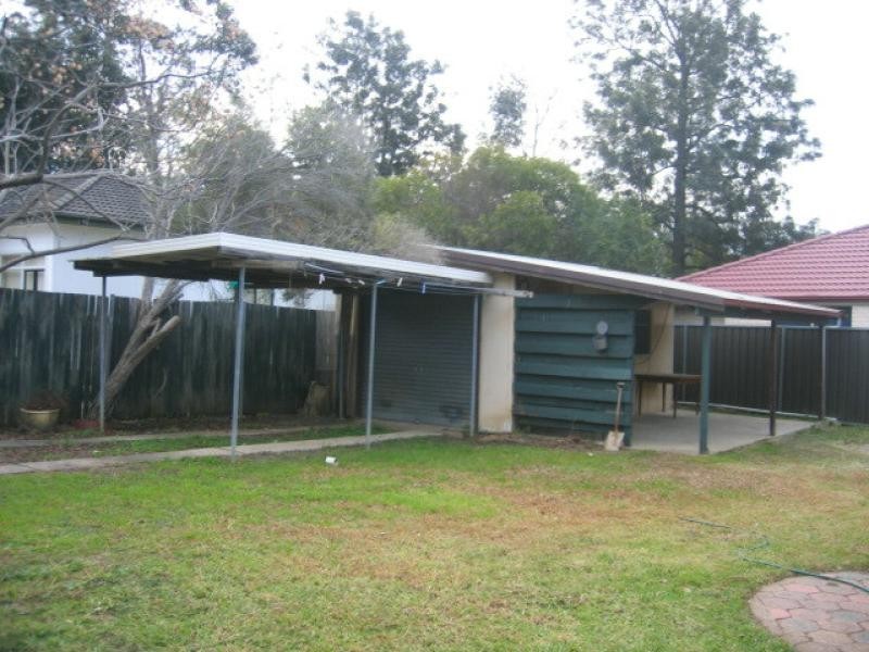 1 Dallas Place, Toongabbie NSW 2146