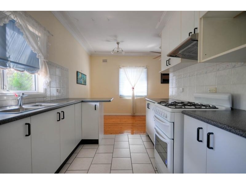 4 Isabelle Street, Seven Hills NSW 2147