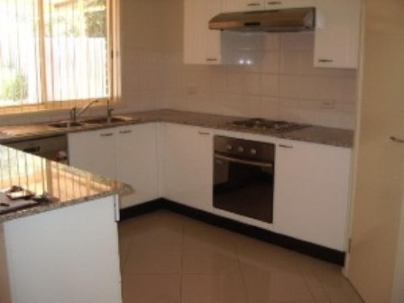 12 a Seventh Avenue, Seven Hills NSW 2147