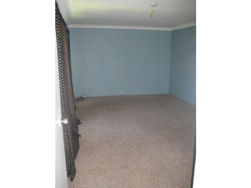 10 Orleans Crescent, Toongabbie NSW 2146