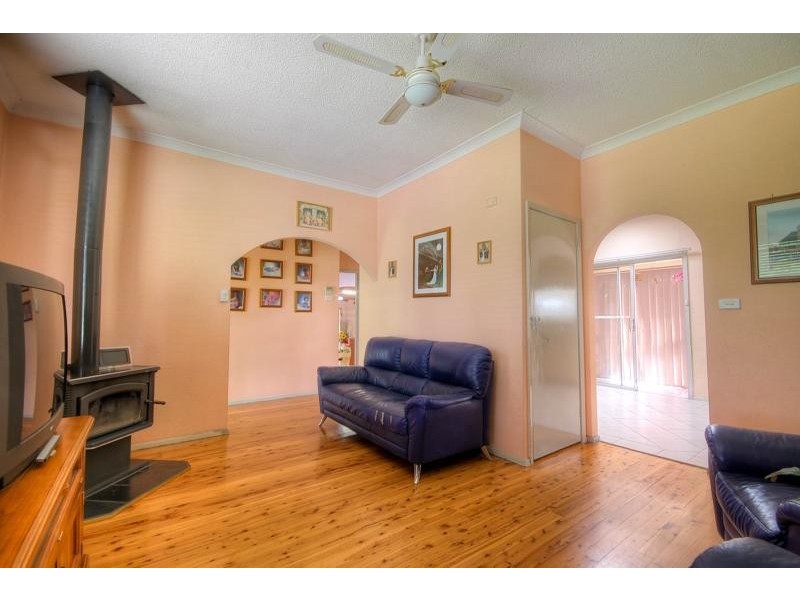 15 Denver Place, Toongabbie NSW 2146